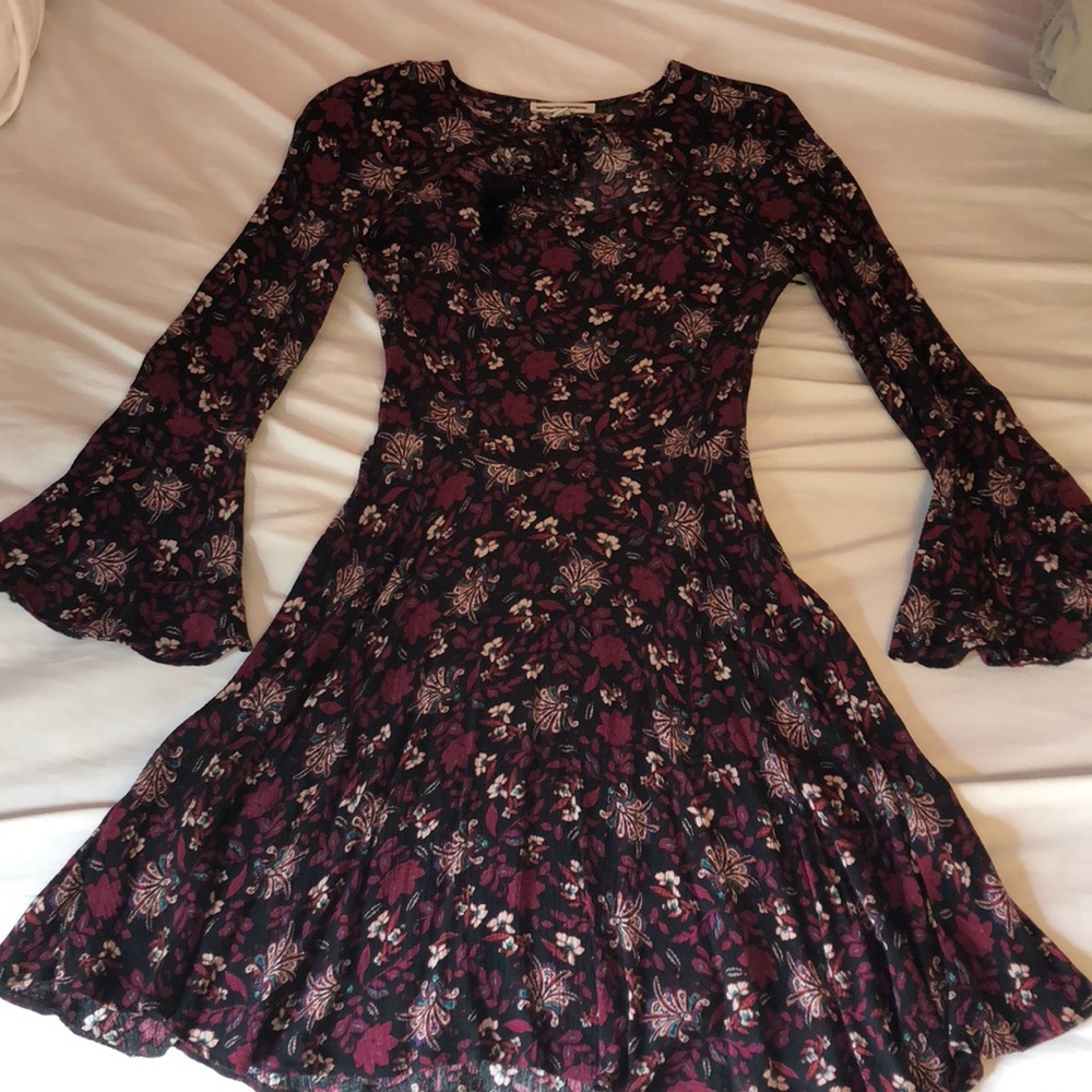 🌸 NWOT American Eagle Dress